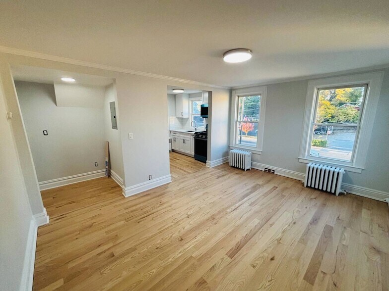 Foto principal - 45 Glen Head Rd