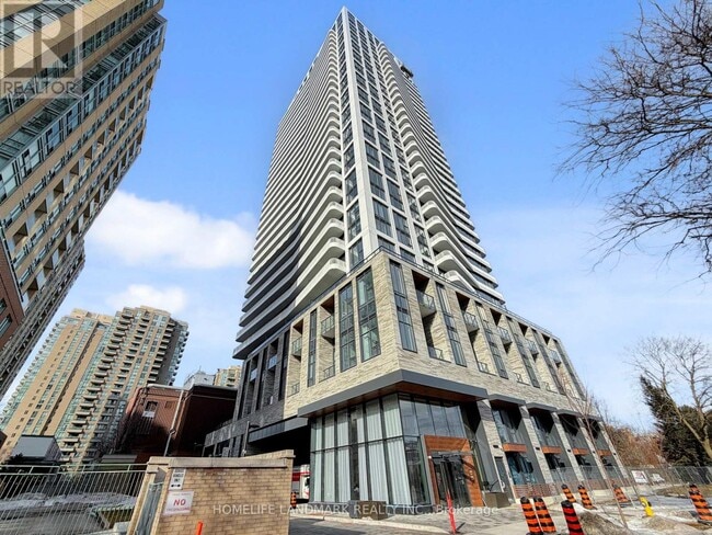 Building Photo - 36 Olive Ave