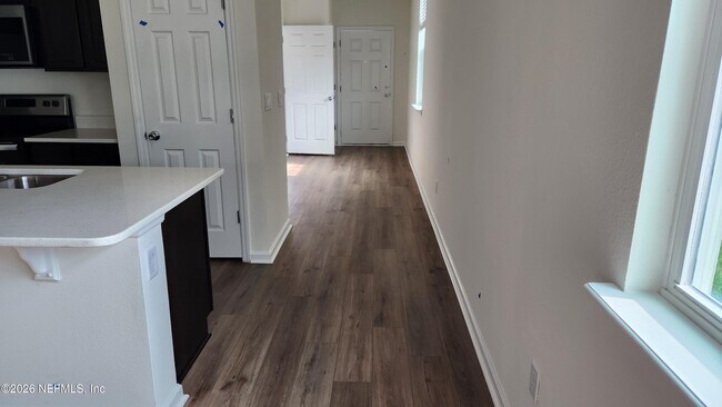 Building Photo - 9885 Fiddleback Ln