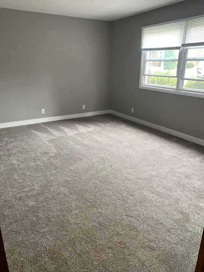 Foto del edificio - 855 Butternut Dr