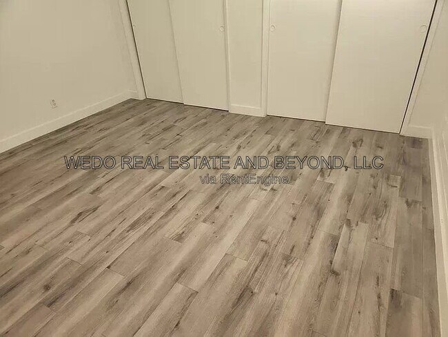 Foto del edificio - 1812 N 26th Pl