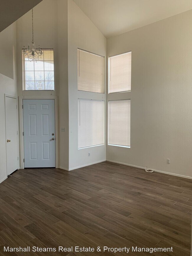 Foto del edificio - 3 br, 2.5 bath House - 8012 Big Top Drive
