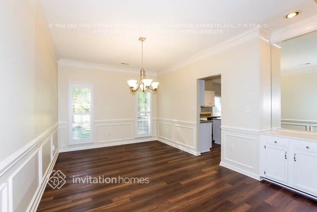 Building Photo - 6420 Fairway Point Dr