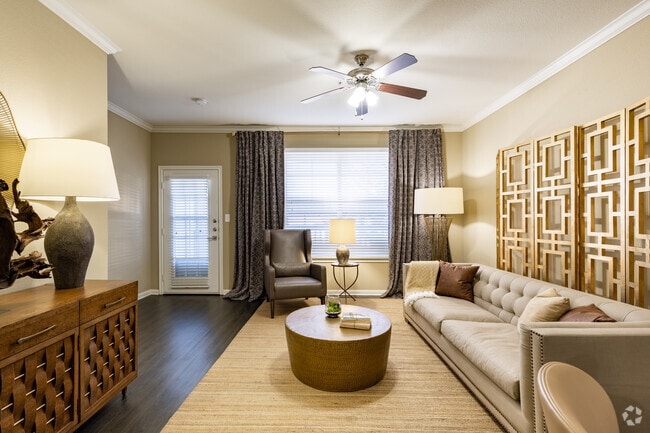 Interior Photo - The Spring at Silverton