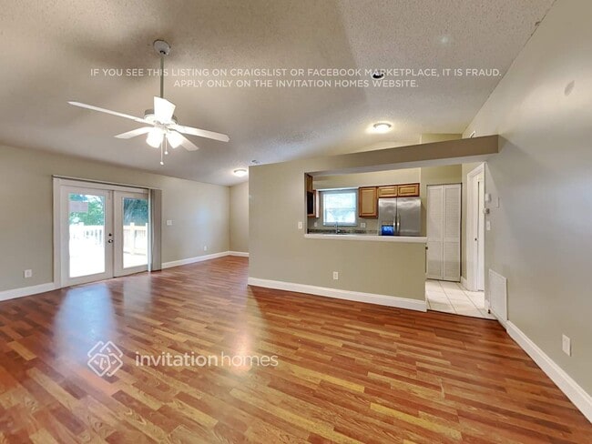 Foto del edificio - 10884 Grandview Ct