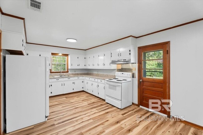 Building Photo - 101 Stover Dr