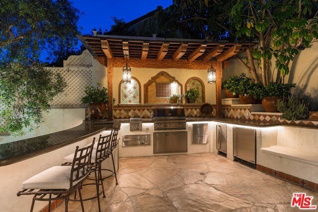 Foto del edificio - 9308 Readcrest Dr