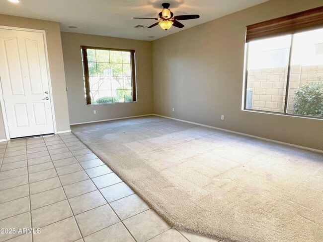 Foto del edificio - 2737 W Wayne Ln