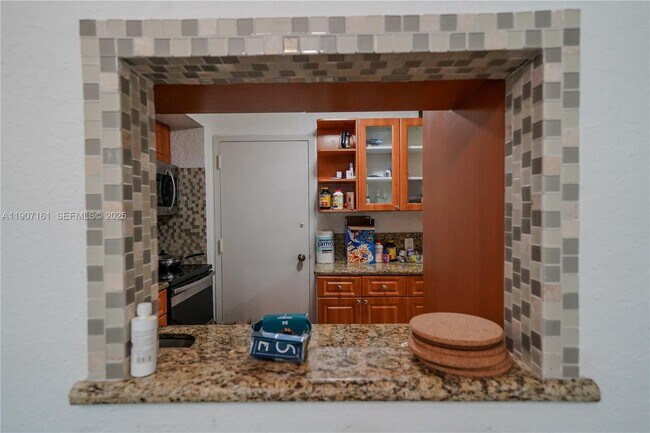 Foto del edificio - 9125 SW 77th Ave