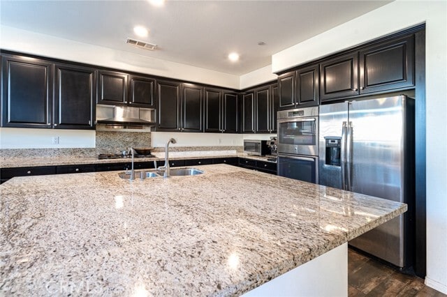 Foto del edificio - 6065 Coopers Hawk Dr