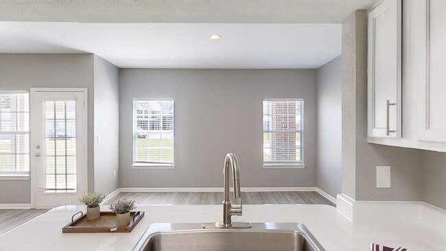 Photo - Harbin Pointe Apartment Homes