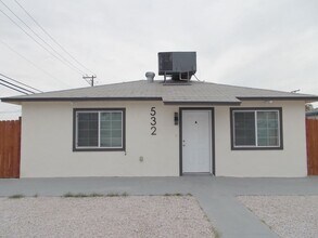 Building Photo - 532 N 9th St