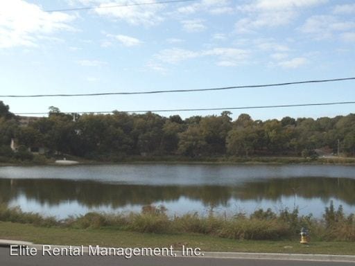 Building Photo - 151 Sunnyside Dr