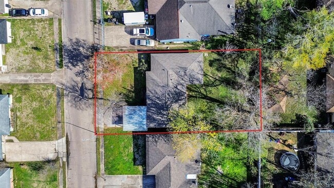 Building Photo - 6144 Doulton Dr