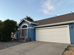 Building Photo - 6701 Storia Way