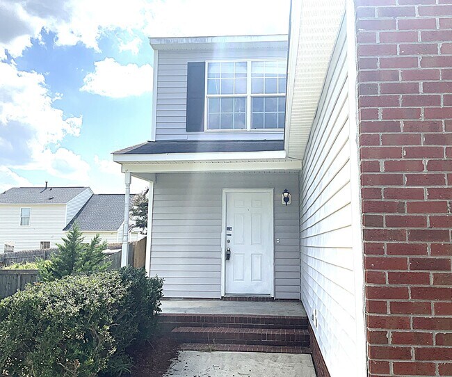 Foto del edificio - 1516 Clover Ridge Ct