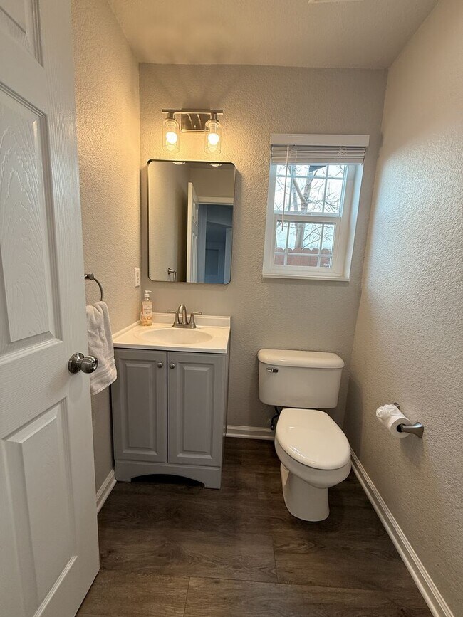 Building Photo - Stunning 4 Bed | 2.5 Bath Home – Fully Upgraded – Westgate Neighborhood