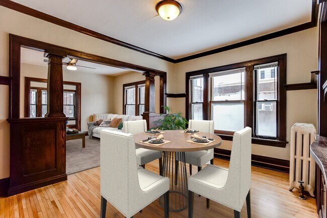 Foto del edificio - 3029 Holmes Avenue
