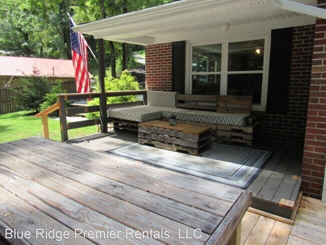 Foto del edificio - 3 br, 2 bath House - 40 Rhodes Cove Road