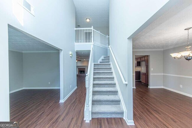 Building Photo - 1240 Skylar Ridge Cir