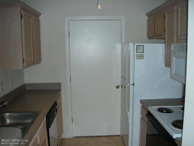 Foto del edificio - 7701 Timberlin Park Blvd