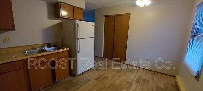 Foto del edificio - 211 N Madison Rd