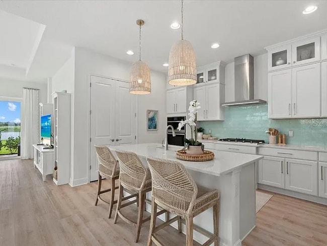 Building Photo - 271 Monet Trl