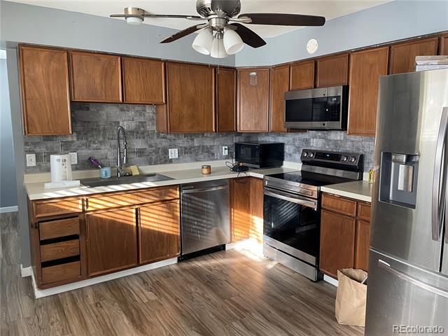 Building Photo - 2833 S Depew St