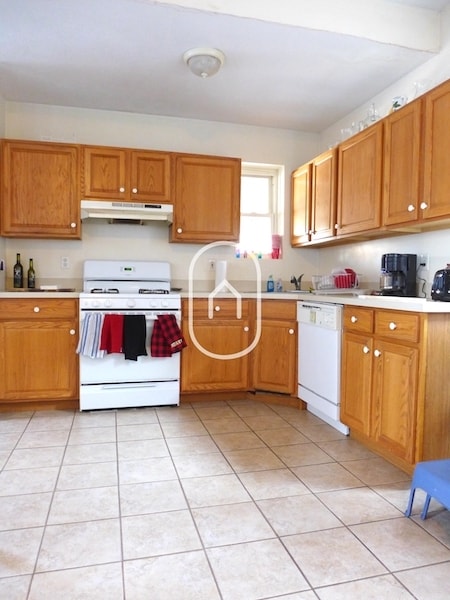 Foto del edificio - 41 Parker Hill Ave