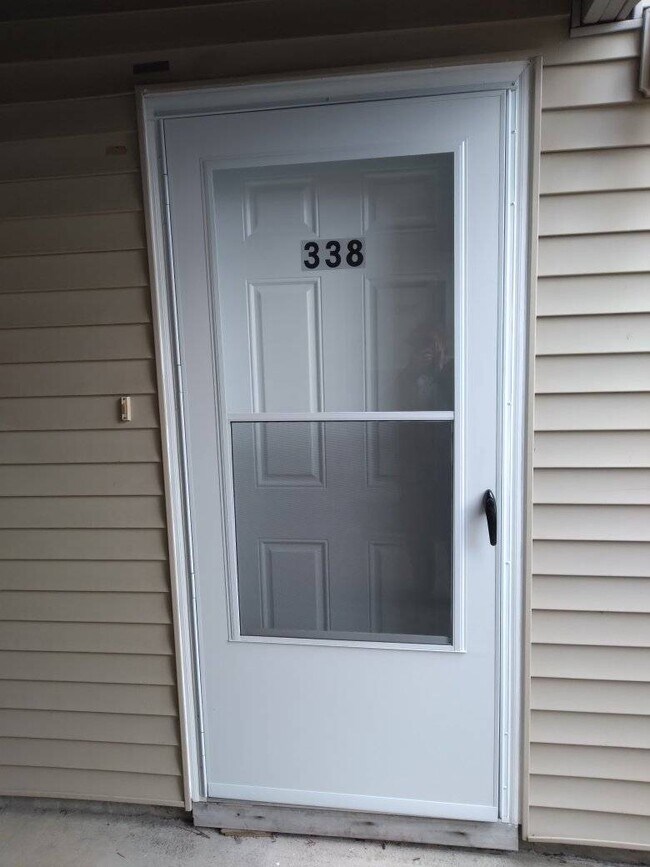 Building Photo - 338 Concord Ln