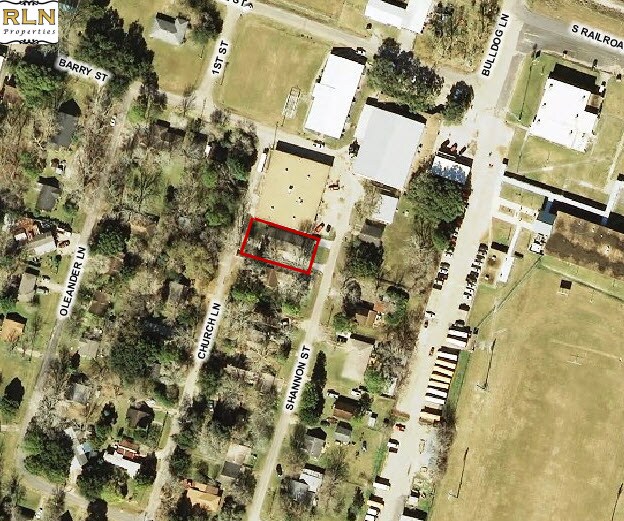 Foto del edificio - 7013 Church Ln