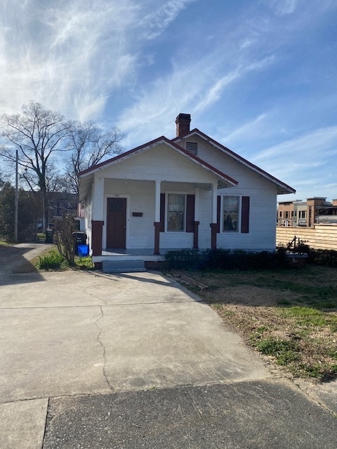 Building Photo - 929 1/2 College Ave Ext