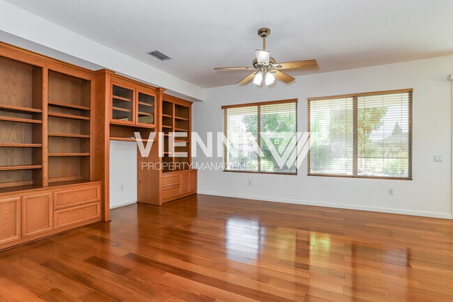 Foto del edificio - 1871 Gingersnap Ln
