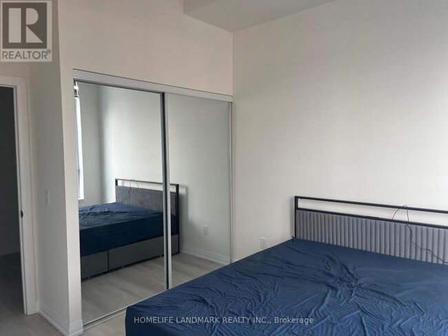 Building Photo - 3260 Sheppard Ave E