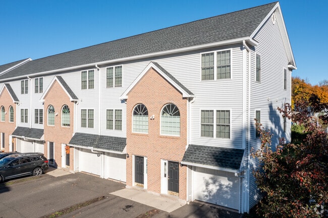 Building Photo - 60 Yaremich Dr