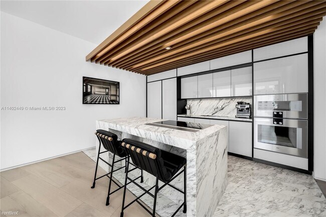 Foto del edificio - 2 br, 2.5 bath Condo - 1300 Monad Ter Unit 4C