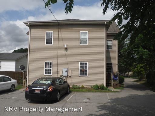 Building Photo - 1706 3rd St