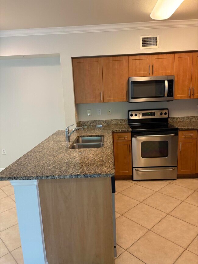 Foto del edificio - 6434 Emerald Dunes Dr