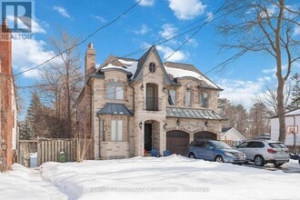 Building Photo - 15 Bobmar Rd