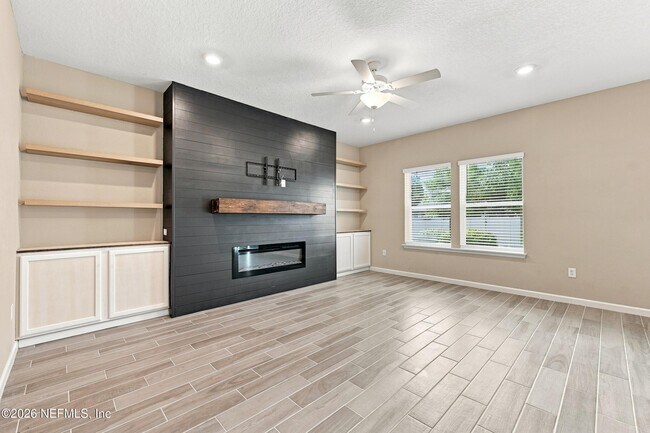 Building Photo - 10206 Nala Ln