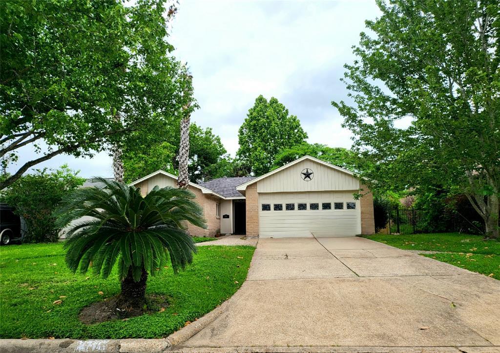 2711 S Brompton Dr, Pearland, TX 77584 House for Rent in Pearland, TX