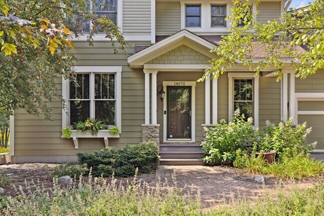 Building Photo - 14272 Grantaire Ln N