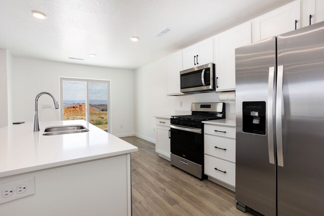 Building Photo - 2909 Corral Holw Dr