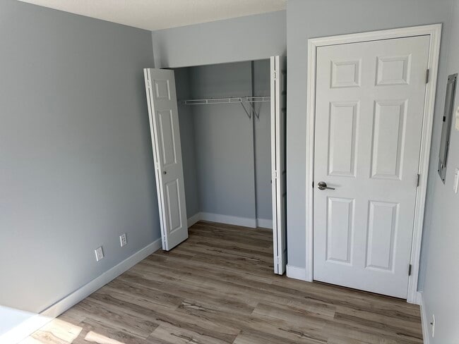 2nd bedroom - 1119 Vidal St