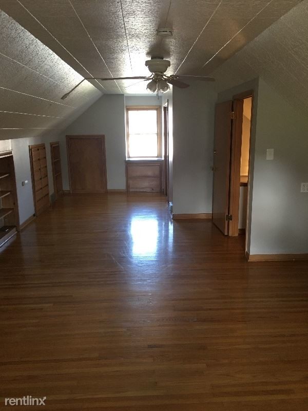 Building Photo - 3 br, 1 bath House - 2434 Forest ave