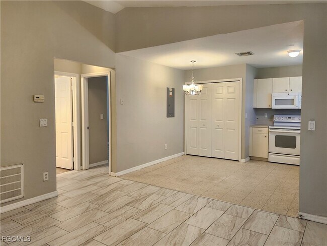 Foto del edificio - 4527 19th St SW