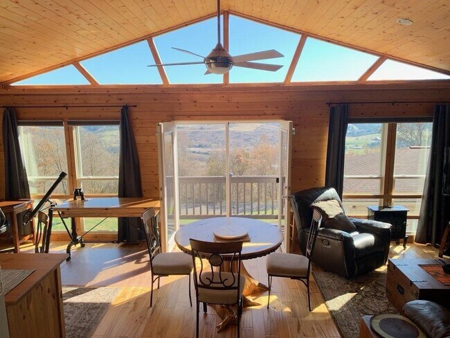 Foto del edificio - 357 Fincastle Estates