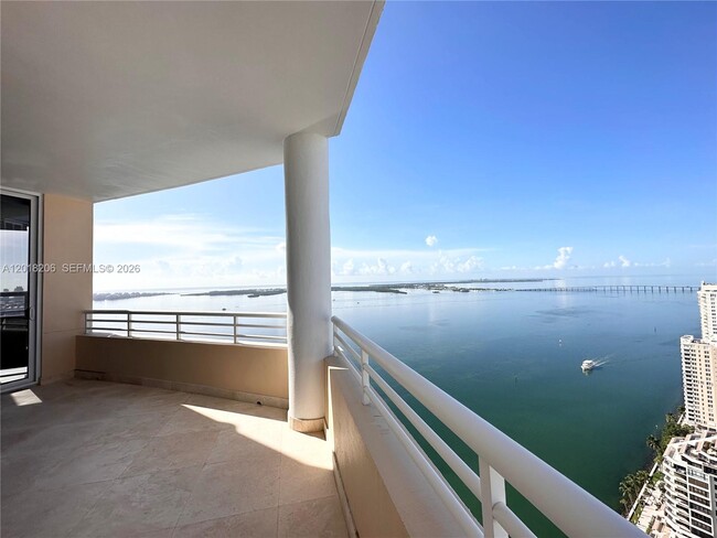 Foto del edificio - 808 Brickell Key Dr