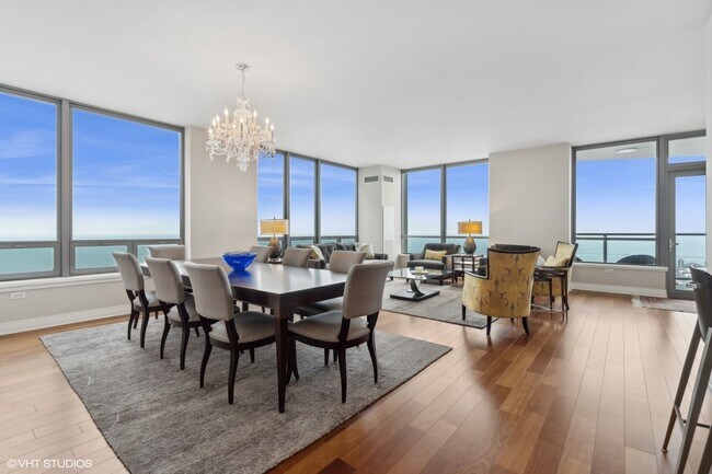 Foto del edificio - 600 N Lake Shore Dr