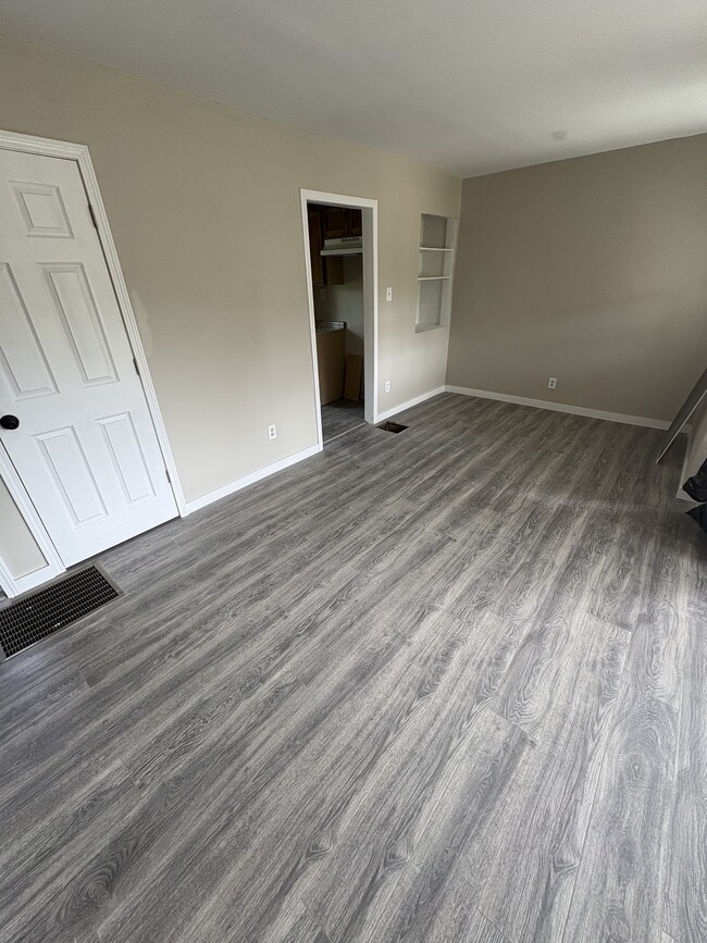 Building Photo - 3631 Stanford Pl